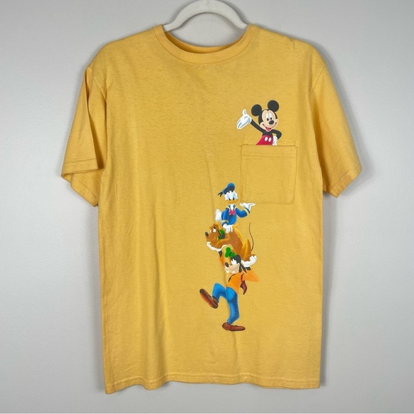 Disney Mickey Mouse Shirt Womens Medium Pocket Donarld Duck Goofy Pluto Top - Picture 7 of 7